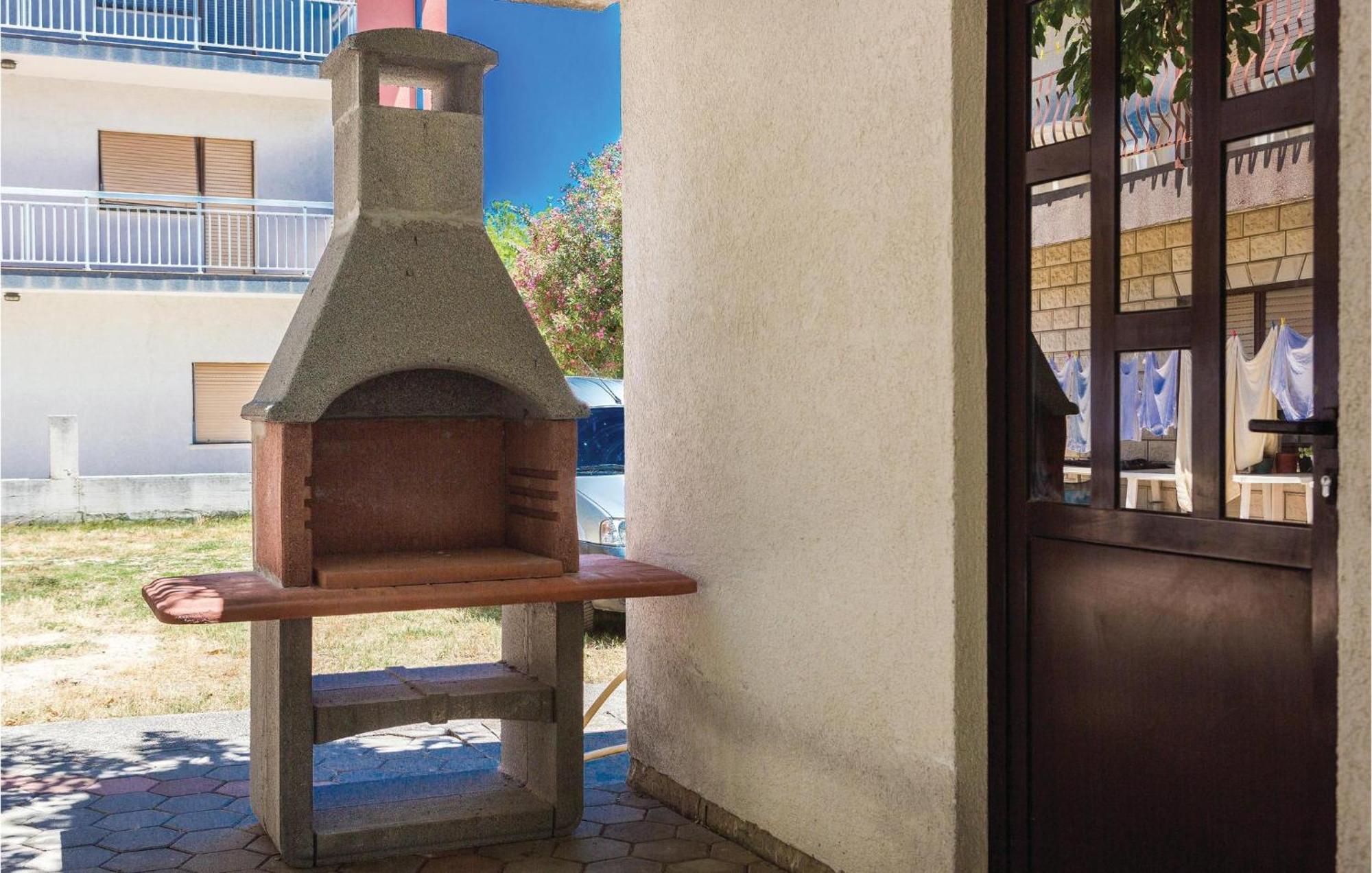 3 Bedroom Gorgeous Apartment In Τρογκίρ Εξωτερικό φωτογραφία