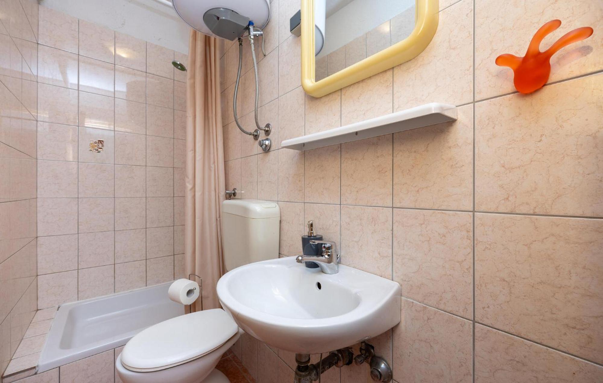 3 Bedroom Gorgeous Apartment In Τρογκίρ Εξωτερικό φωτογραφία