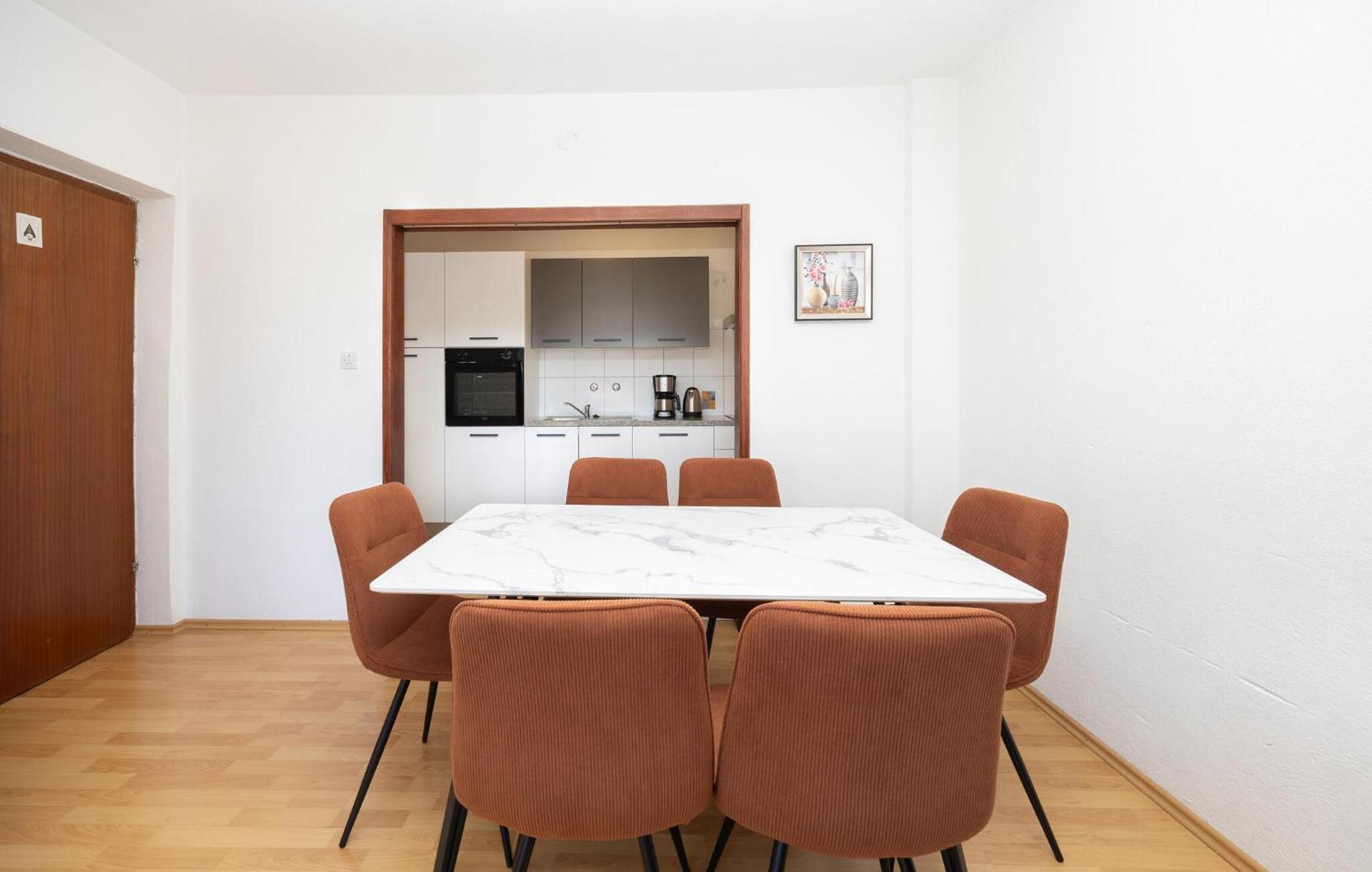 3 Bedroom Gorgeous Apartment In Τρογκίρ Εξωτερικό φωτογραφία